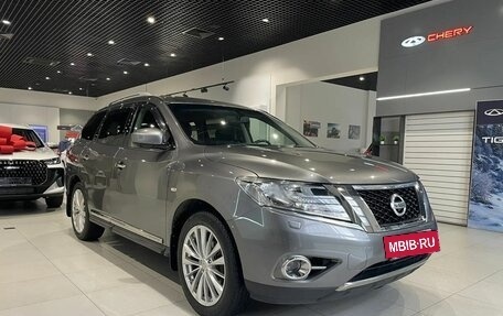 Nissan Pathfinder, 2016 год, 1 610 000 рублей, 3 фотография