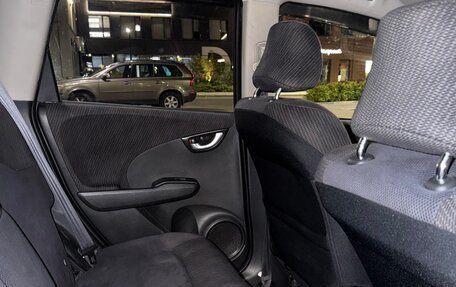 Honda Jazz II рестайлинг, 2011 год, 700 000 рублей, 15 фотография