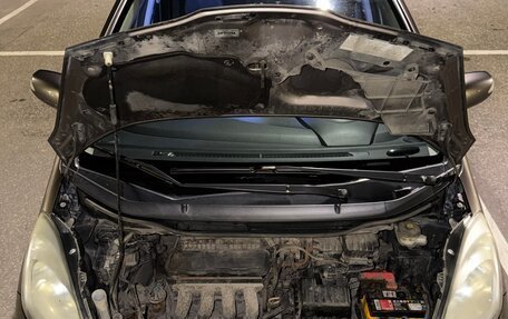 Honda Jazz II рестайлинг, 2011 год, 700 000 рублей, 20 фотография