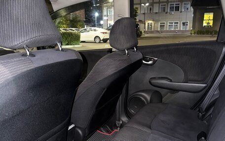Honda Jazz II рестайлинг, 2011 год, 700 000 рублей, 14 фотография