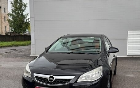 Opel Astra J, 2010 год, 499 000 рублей, 1 фотография