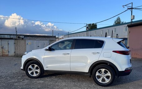 KIA Sportage IV рестайлинг, 2021 год, 1 850 000 рублей, 3 фотография