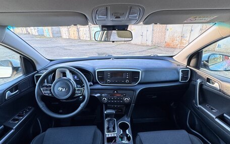 KIA Sportage IV рестайлинг, 2021 год, 1 850 000 рублей, 5 фотография