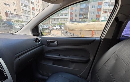 Ford Focus II рестайлинг, 2006 год, 300 000 рублей, 5 фотография
