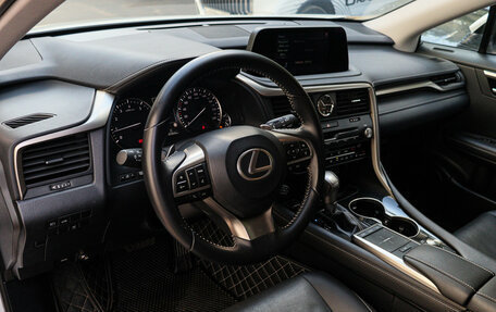 Lexus RX IV рестайлинг, 2022 год, 5 300 000 рублей, 12 фотография