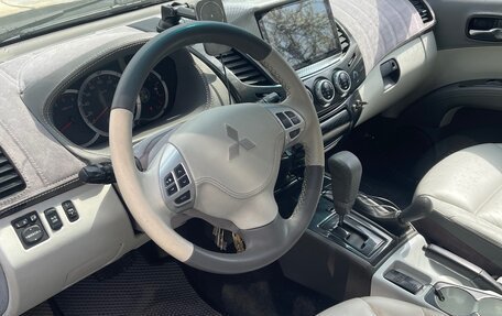 Mitsubishi L200 IV рестайлинг, 2014 год, 2 500 000 рублей, 7 фотография