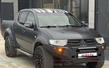 Mitsubishi L200 IV рестайлинг, 2014 год, 2 500 000 рублей, 3 фотография