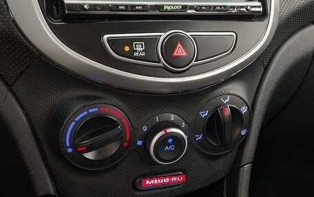 Hyundai Solaris II рестайлинг, 2013 год, 665 000 рублей, 14 фотография