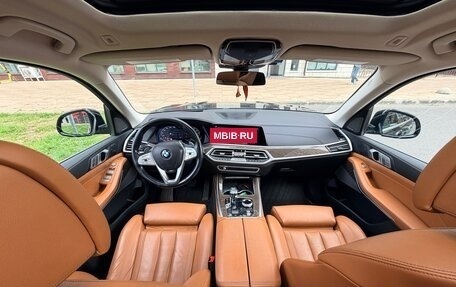 BMW X7, 2019 год, 7 500 000 рублей, 8 фотография