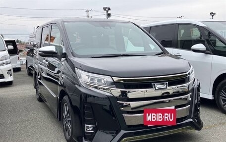 Toyota Noah III, 2021 год, 1 882 000 рублей, 3 фотография