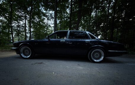 Jaguar XJ III (X350), 1993 год, 2 500 000 рублей, 4 фотография