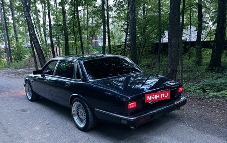 Jaguar XJ III (X350), 1993 год, 2 500 000 рублей, 10 фотография