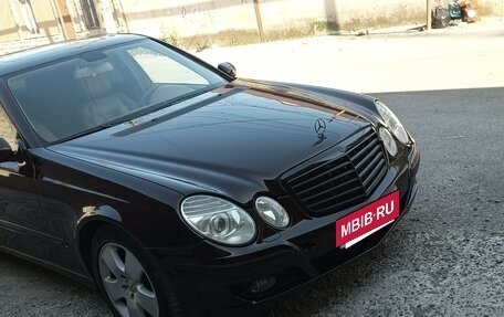 Mercedes-Benz E-Класс, 2007 год, 1 250 000 рублей, 2 фотография