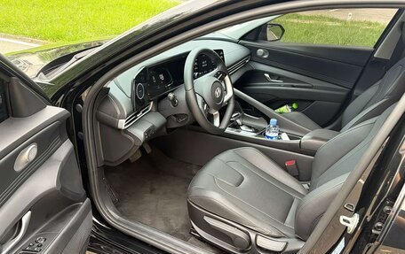 Hyundai Elantra, 2023 год, 1 360 325 рублей, 8 фотография
