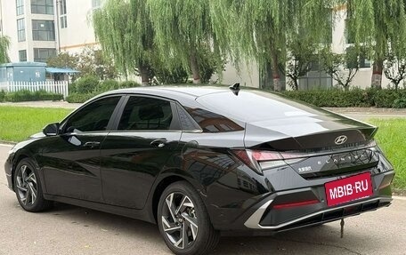 Hyundai Elantra, 2023 год, 1 360 325 рублей, 5 фотография