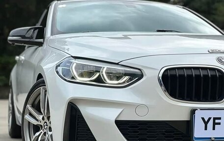 BMW 1 серия, 2019 год, 1 250 002 рублей, 5 фотография