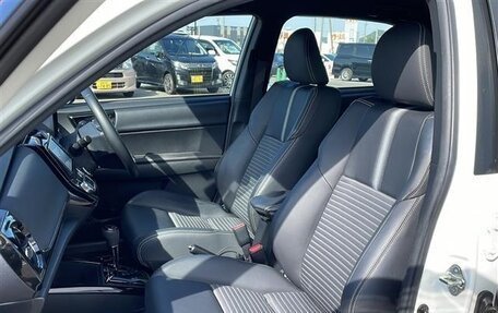 Toyota Corolla, 2022 год, 929 000 рублей, 23 фотография