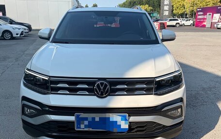 Volkswagen T-Cross I, 2021 год, 1 635 000 рублей, 2 фотография