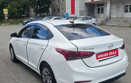 Hyundai Solaris II рестайлинг, 2017 год, 650 000 рублей, 3 фотография