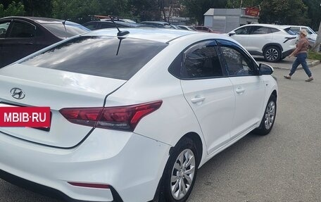 Hyundai Solaris II рестайлинг, 2017 год, 650 000 рублей, 4 фотография