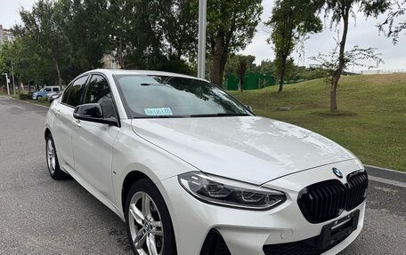 BMW 1 серия, 2023 год, 1 710 000 рублей, 3 фотография