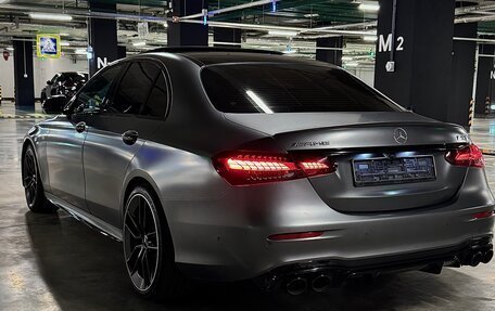 Mercedes-Benz E-Класс AMG, 2021 год, 6 100 000 рублей, 5 фотография