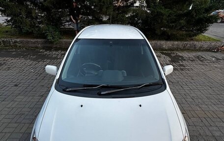 Toyota Ist II, 2002 год, 549 000 рублей, 12 фотография