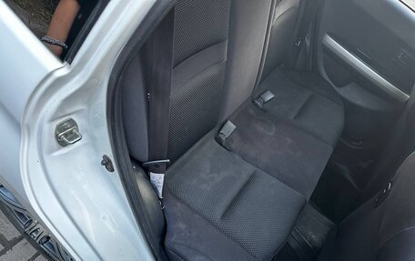 Toyota Ist II, 2002 год, 549 000 рублей, 29 фотография