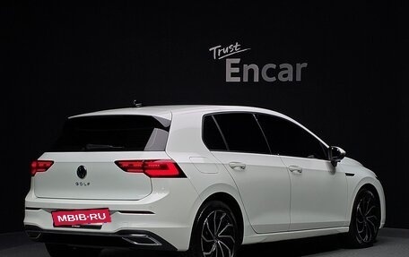 Volkswagen Golf VIII, 2022 год, 2 580 008 рублей, 4 фотография