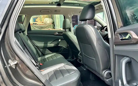Volkswagen Tharu, 2023 год, 1 460 500 рублей, 10 фотография