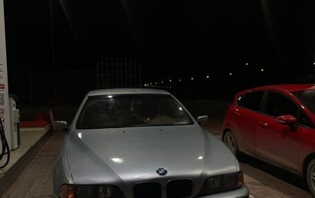 BMW 5 серия, 1998 год, 550 000 рублей, 8 фотография