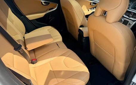 Volvo V40 II рестайлинг, 2017 год, 1 320 000 рублей, 8 фотография