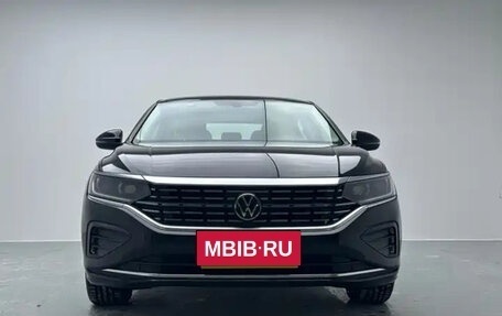 Volkswagen Passat B8 рестайлинг, 2023 год, 1 740 500 рублей, 2 фотография