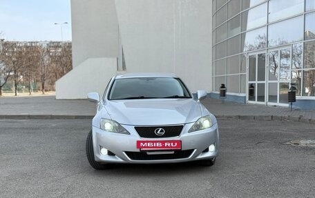 Lexus IS II рестайлинг 2, 2006 год, 1 250 000 рублей, 2 фотография