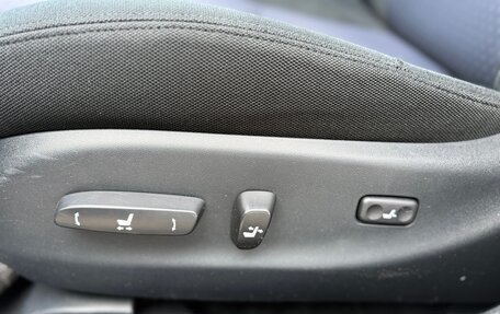Lexus IS II рестайлинг 2, 2006 год, 1 250 000 рублей, 23 фотография