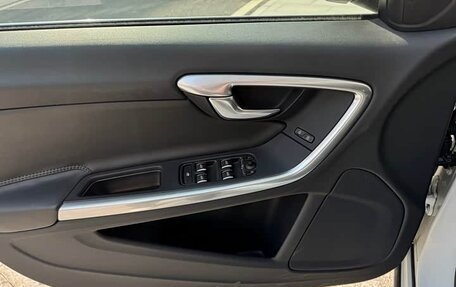 Volvo S60 III, 2018 год, 1 390 000 рублей, 9 фотография