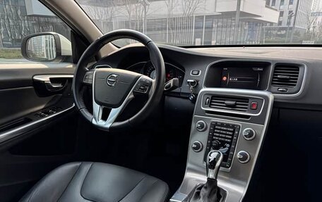 Volvo S60 III, 2018 год, 1 390 000 рублей, 5 фотография