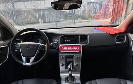 Volvo S60 III, 2018 год, 1 390 000 рублей, 3 фотография