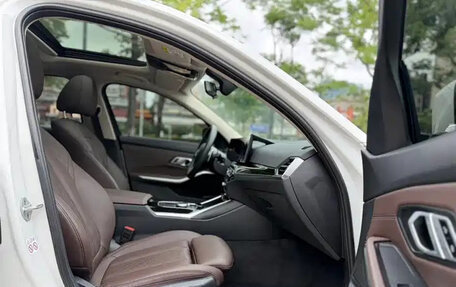 BMW 3 серия, 2023 год, 3 388 000 рублей, 14 фотография