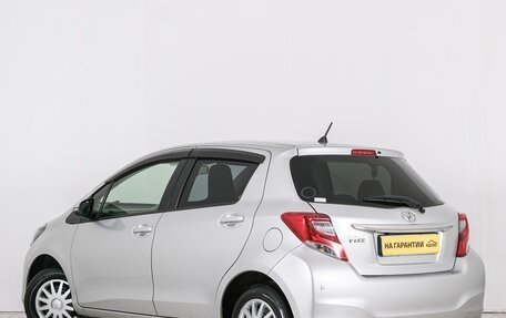 Toyota Vitz, 2015 год, 899 000 рублей, 5 фотография