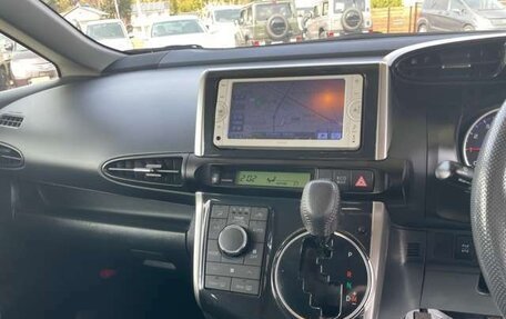 Toyota Wish II, 2017 год, 1 099 000 рублей, 19 фотография