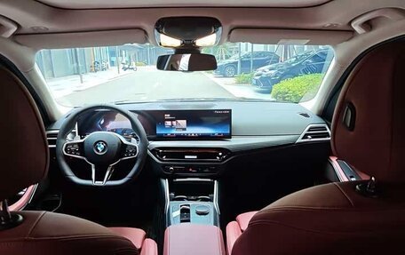 BMW 3 серия, 2024 год, 3 150 000 рублей, 4 фотография