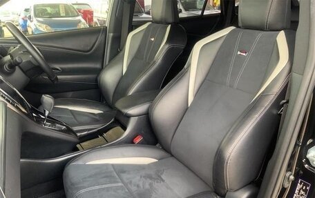 Toyota Harrier, 2017 год, 2 210 000 рублей, 11 фотография
