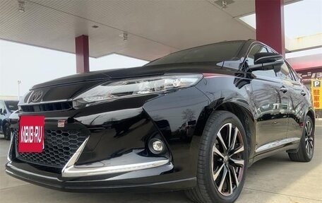 Toyota Harrier, 2017 год, 2 210 000 рублей, 3 фотография