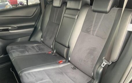Toyota Harrier, 2017 год, 2 210 000 рублей, 14 фотография