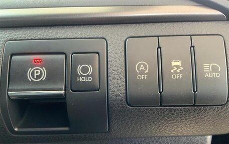 Toyota Harrier, 2017 год, 2 210 000 рублей, 28 фотография
