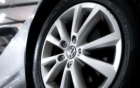 Volkswagen Touareg III, 2012 год, 2 050 000 рублей, 13 фотография