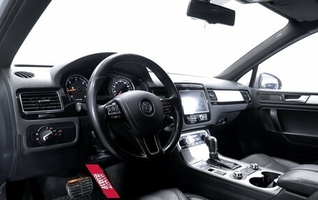 Volkswagen Touareg III, 2012 год, 2 050 000 рублей, 14 фотография
