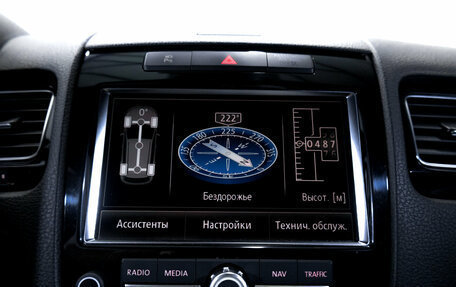 Volkswagen Touareg III, 2012 год, 2 050 000 рублей, 26 фотография