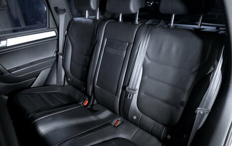 Volkswagen Touareg III, 2012 год, 2 050 000 рублей, 32 фотография